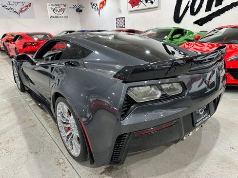 Used 2017 Chevrolet Corvette Z06 image 3