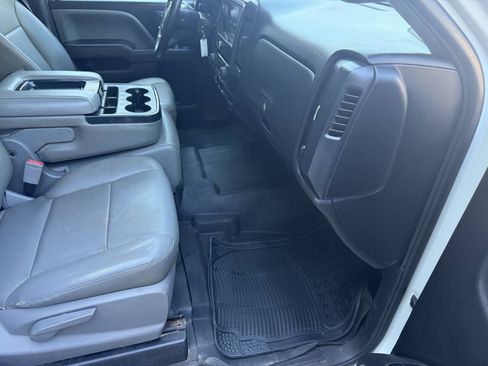 Used 2018 GMC Sierra 1500 2WD Crew Cab image 16