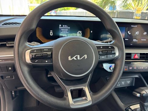 Used 2025 Kia K5 LXS FWD image 29
