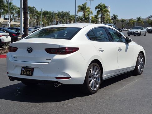 Used 2019 MAZDA MAZDA3 AWD Sedan w/ Preferred Package image 10