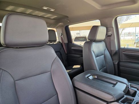 Certified 2024 GMC Sierra 1500 SLT image 31