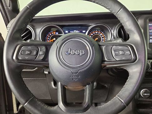 Used 2022 Jeep Gladiator Sport AWD/4WD image 21