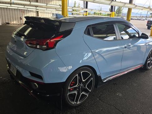 Used 2021 Hyundai Veloster N image 3