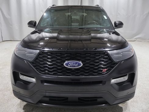 Used 2023 Ford Explorer ST w/ Technology Package AWD/4WD image 6