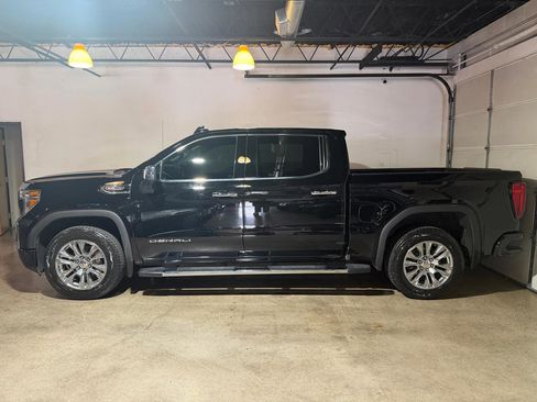 Used 2020 GMC Sierra 1500 Denali w/ Technology Package AWD/4WD image 2