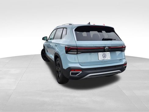 New 2026 Volkswagen Taos SEL AWD/4WD image 4
