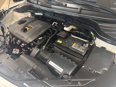 Used 2024 Kia Soul S FWD image 36