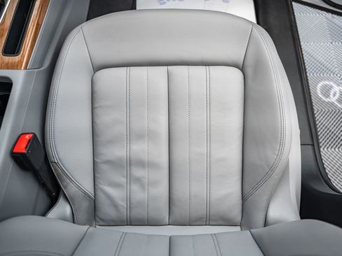 Used 2022 Audi Q5 2.0T Premium w/ Convenience Package image 35