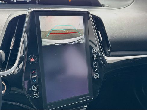 Used 2022 Toyota Prius Prime XLE FWD image 10