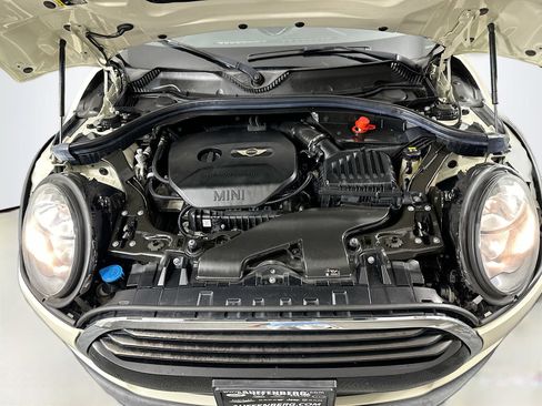 Used 2019 MINI Cooper Clubman FWD image 29