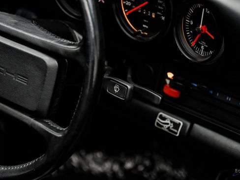 Used 1987 Porsche 911 Carrera image 70