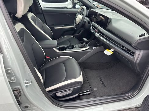 New 2026 Kia K4 EX FWD image 13
