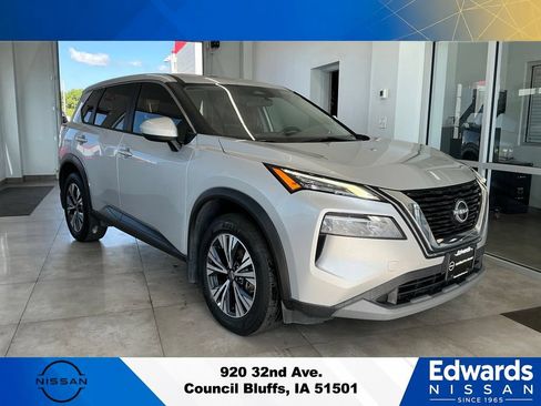 Used 2023 Nissan Rogue SV AWD/4WD image 2