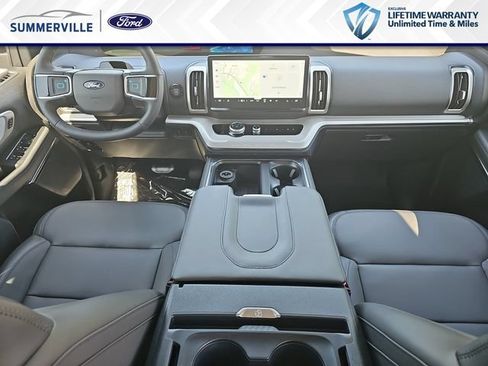 New 2026 Ford Expedition Active RWD image 11