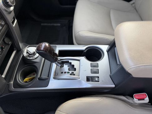 Used 2017 Toyota 4Runner Limited image 16