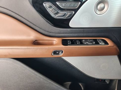 Used 2020 Lincoln Aviator Grand Touring w/ Equipment Group 302A AWD/4WD image 21