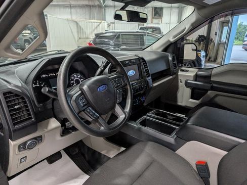 Used 2019 Ford F150 XL w/ Equipment Group 101A Mid AWD/4WD image 15
