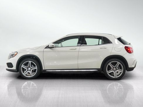 Used 2015 Mercedes-Benz GLA 250 4MATIC image 2