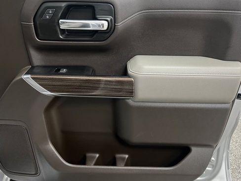 Used 2019 Chevrolet Silverado 1500 RST image 56