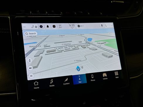 Used 2024 Jeep Grand Cherokee Limited 4xe image 22