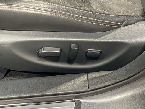 Used 2023 Nissan Maxima SR w/ Sport Mat Group FWD image 17