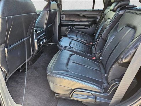 Used 2021 Ford Expedition Limited image 18