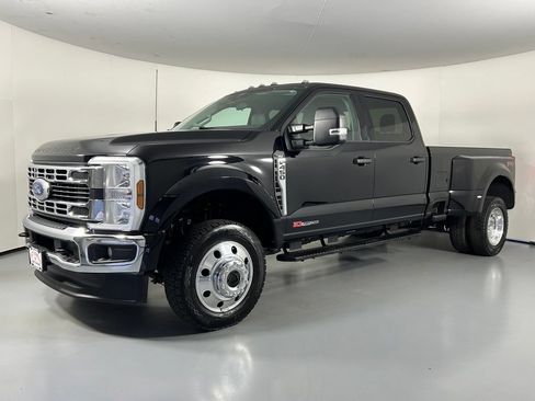 Used 2026 Ford F450 XLT w/ FX4 Off-Road Package AWD/4WD image 3