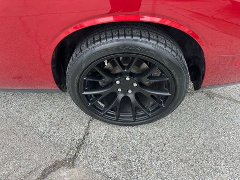 Used 2016 Dodge Challenger SXT Plus image 23