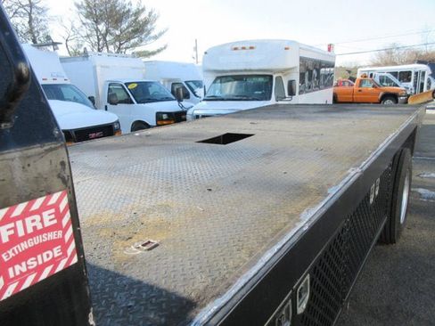 Used 2019 Ford F750 2WD Crew Cab Super Duty image 26