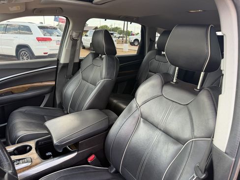 Used 2019 Acura MDX FWD w/ Advance Package image 10