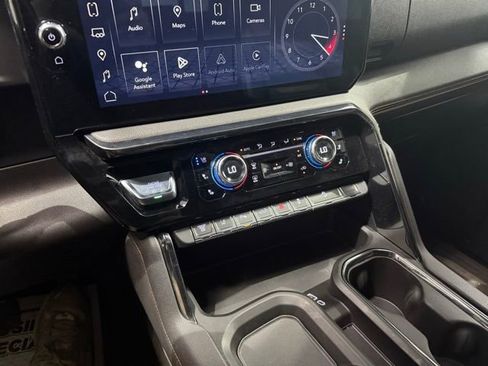 Used 2024 GMC Sierra 2500 AT4 w/ AT4 Premium Plus Package image 20