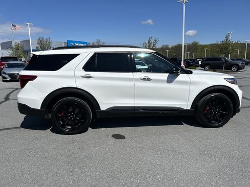 Used 2023 Ford Explorer ST w/ Equipment Group 401A AWD/4WD image 8