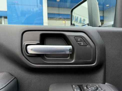 New 2026 GMC Sierra 3500 SLE image 28