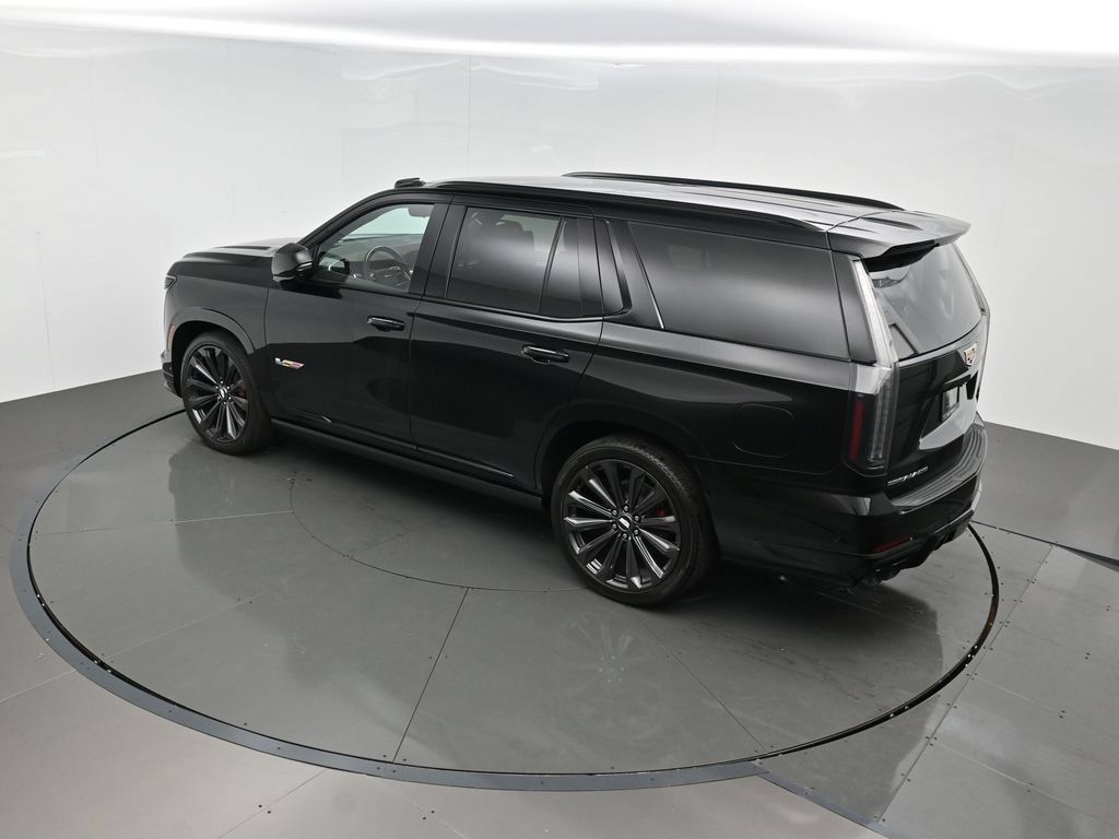 Certified 2026 Cadillac Escalade V w/ LPO, Floor Liner Package AWD/4WD image 54