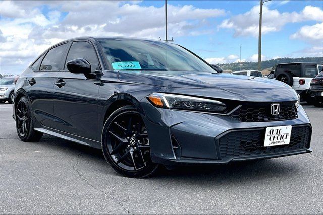 Used 2025 Honda Civic Sport image 3