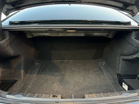 Used 2016 BMW 320i Sedan image 16