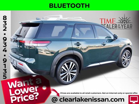 Used 2024 Nissan Pathfinder Platinum w/ Cargo Package image 7