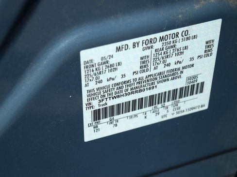 Used 2024 Ford Maverick XLT image 32