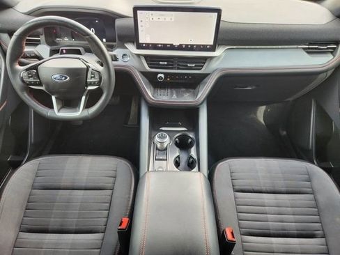 Used 2025 Ford Explorer ST-Line w/ Premium Package RWD image 26