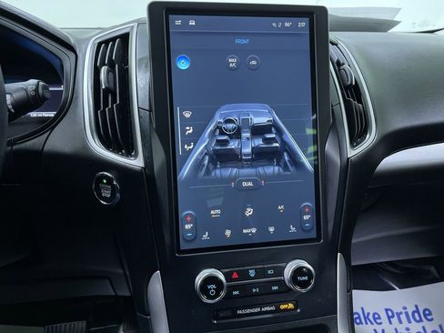 Used 2023 Ford Edge SEL image 23