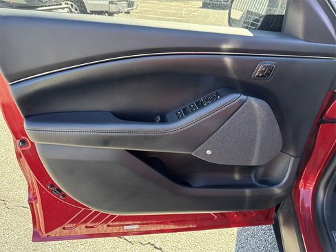 Used 2023 Ford Mustang Mach-E Premium image 10