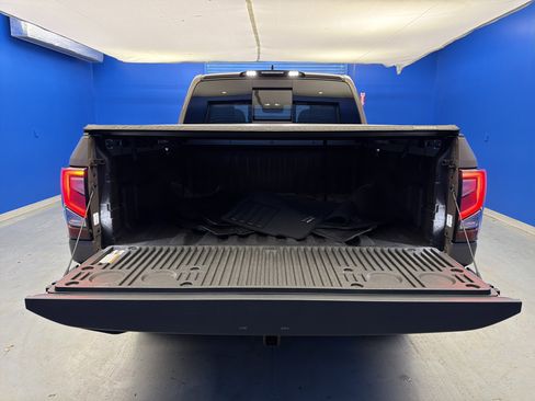 Used 2023 Nissan Titan PRO-4X w/ Pro-4x Convenience Package image 32