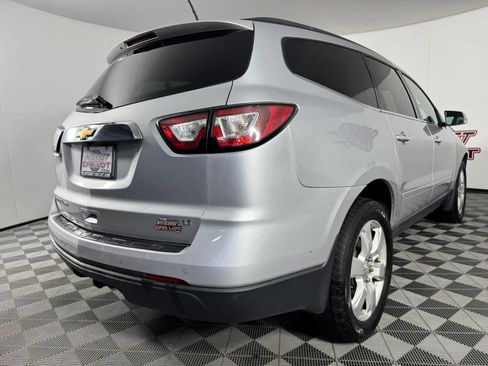 Used 2017 Chevrolet Traverse LT w/ Style and Technology Package AWD/4WD image 25