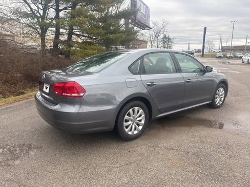 Used 2015 Volkswagen Passat 1.8T Wolfsburg Edition image 3