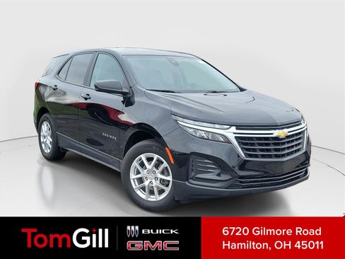 Used 2024 Chevrolet Equinox LS w/ LS Convenience Package image 1