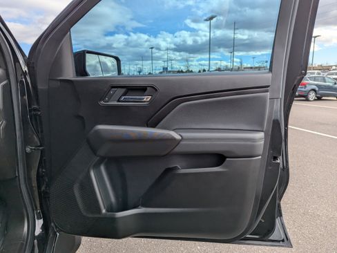 Used 2025 Chevrolet Colorado LT w/ Advanced Trailering Package image 41