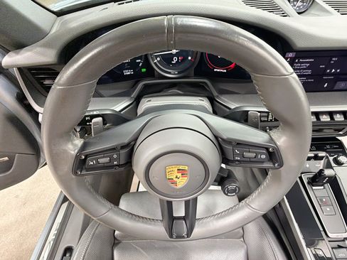 Certified 2021 Porsche 911 Carrera 4S AWD/4WD image 36