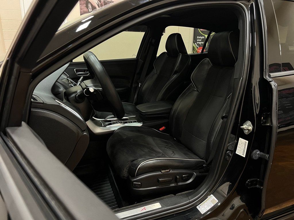 Used 2018 Acura TLX w/ Technology & A-SPEC Package AWD/4WD image 17