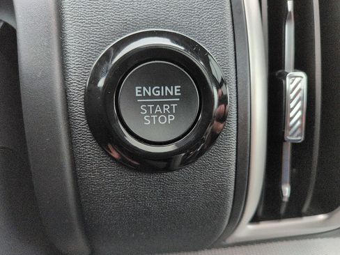 Used 2025 Ford Expedition Active image 18