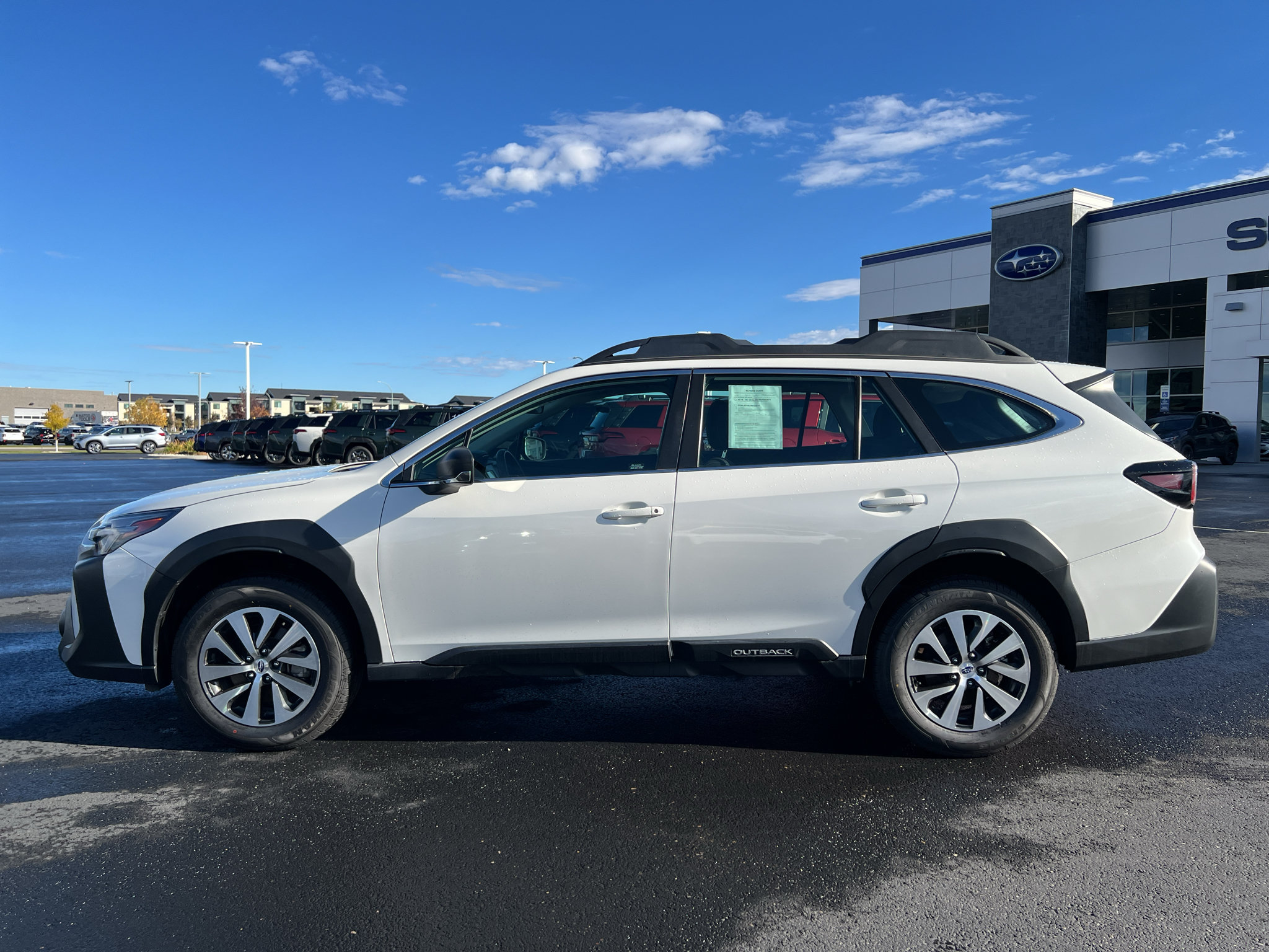 Used 2024 Subaru Outback AWD/4WD image 1